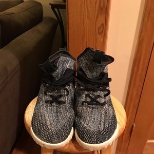 Adidas Men’s Tubular Sneakers